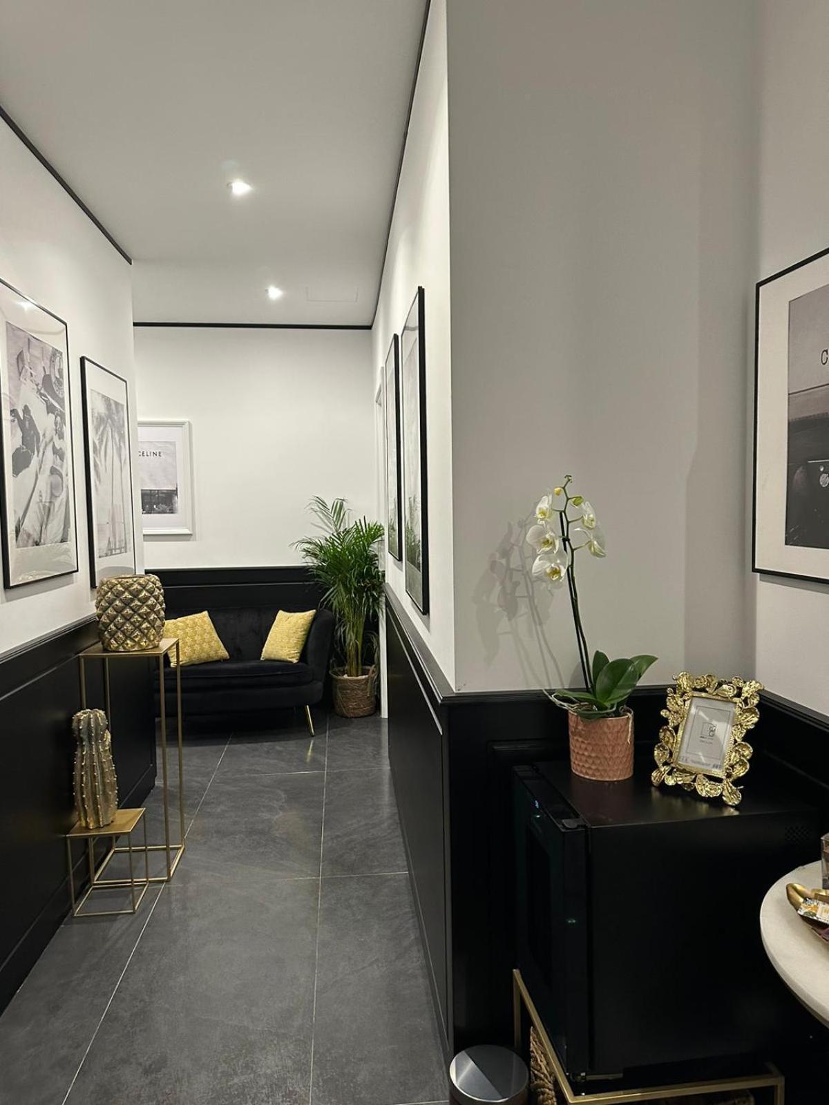 Mandarin Apulia B&B Bari Bagian luar foto